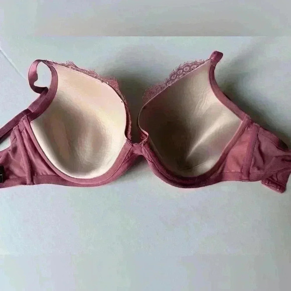 Victoria's Secret Women’s‎ Plunge Dusty Rose Gold Metallic Pink Bra Size 34 DD - Picture 6 of 7